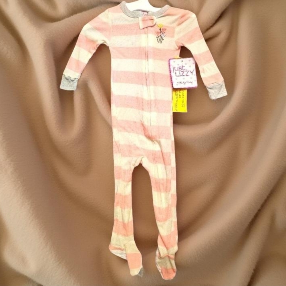 JUST LIZZY footie. Pink, grey, white. Size 18mnths. NWT!